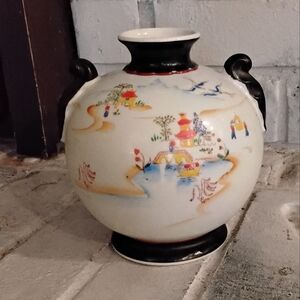 Gold Castle ChikUSA,Vintage Asian Vase,Hand Painted,Double Handled,Mid Century